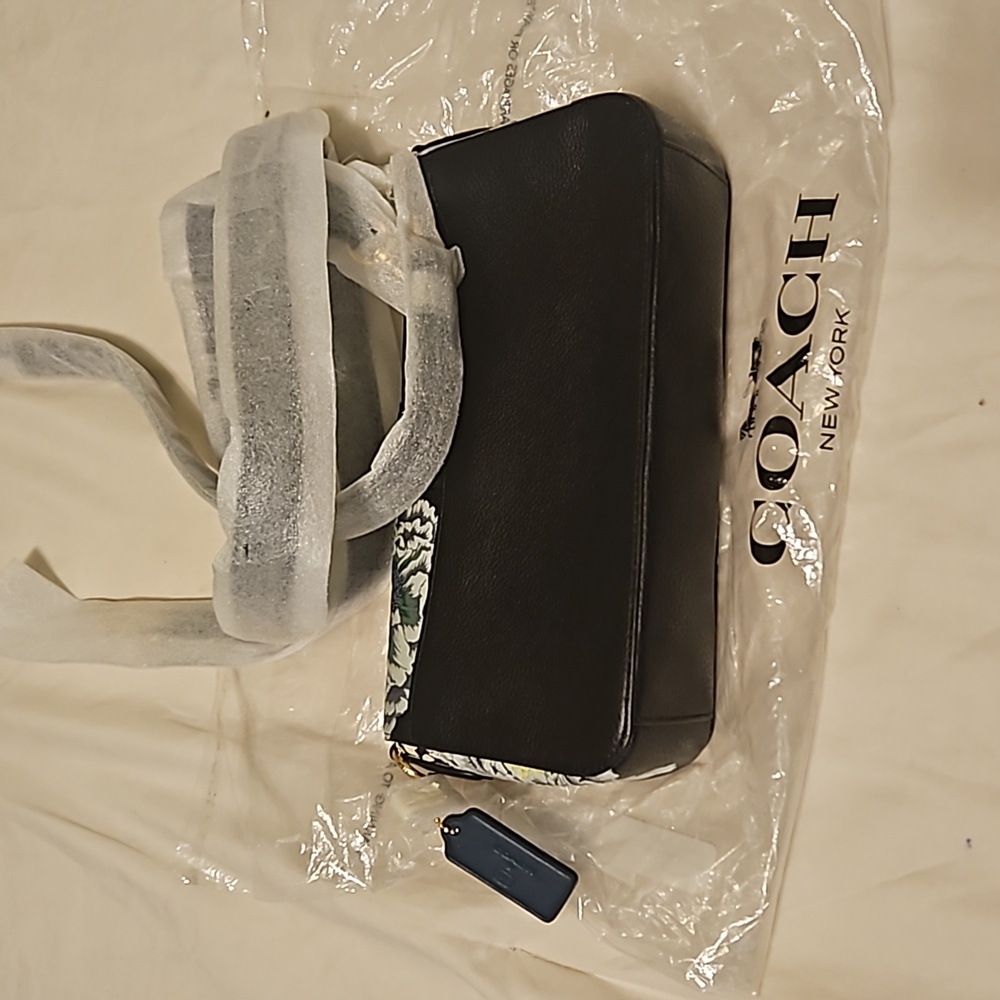 NWT COACH KAFFE FASSET BAG - Picture 6 of 17
